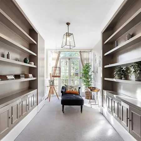 Pelham Residence